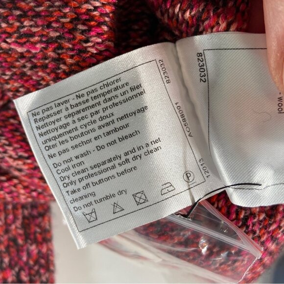 Wool and Cashmere Cardigan Size 36 - Picture 6 of 7